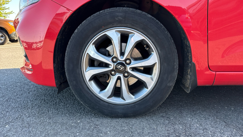 Hyundai i20 1.2 MPi SE 5dr Petrol Hatchback